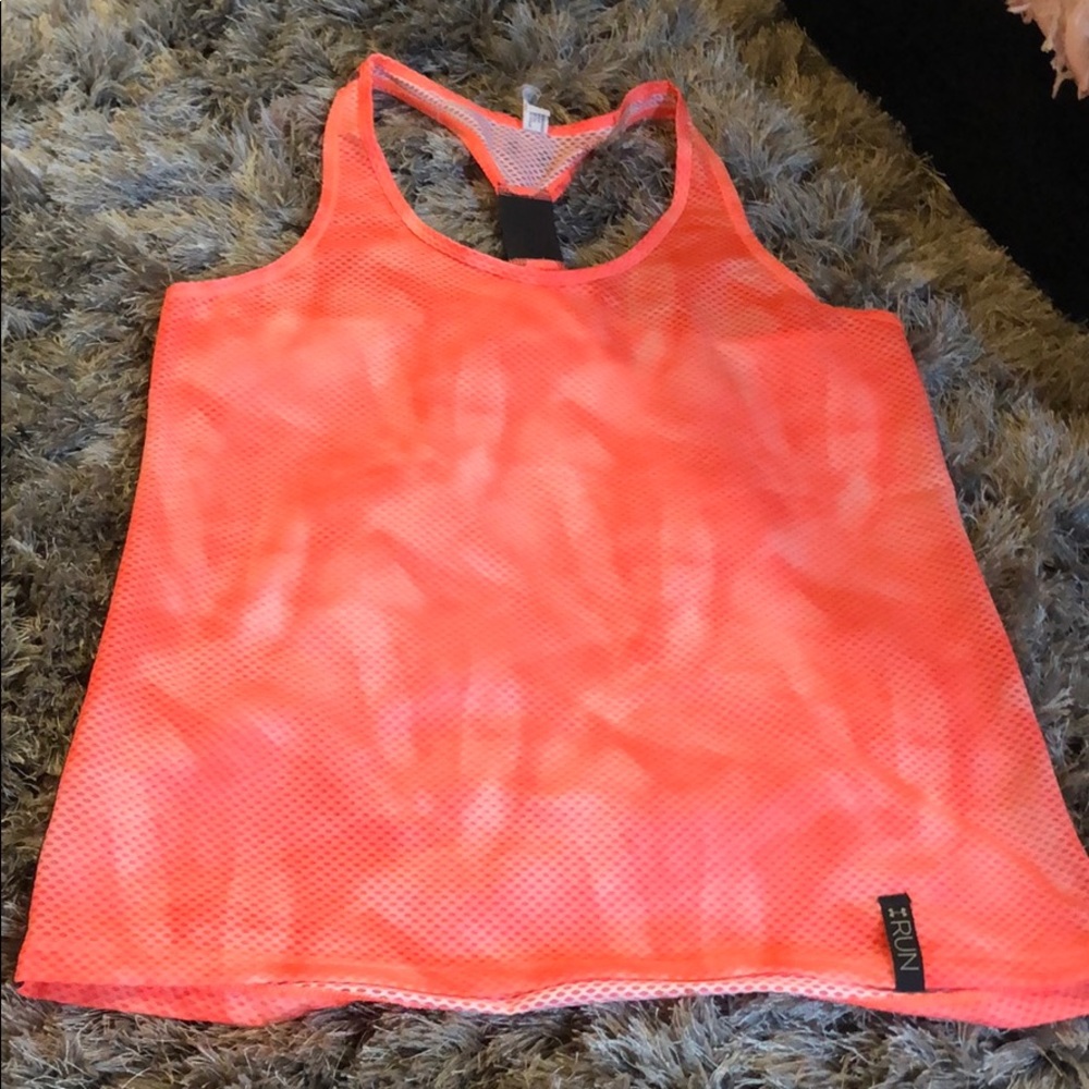 ✨SOLD✨Under Armour Tank